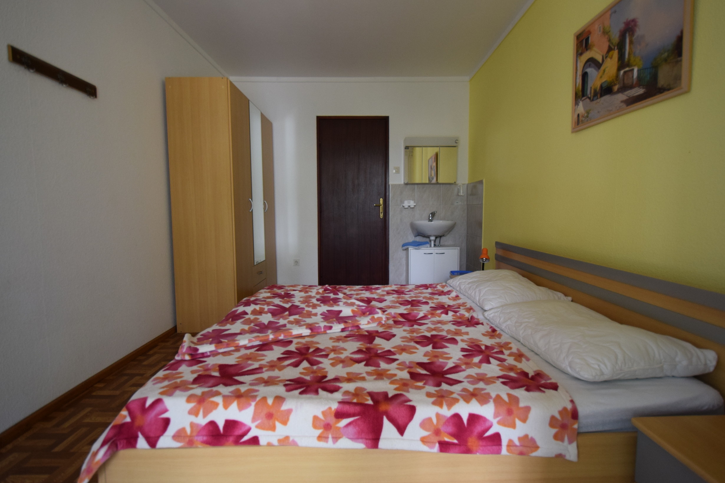 Three bedroom apartment with terrace Vantačići, Krk  A-a