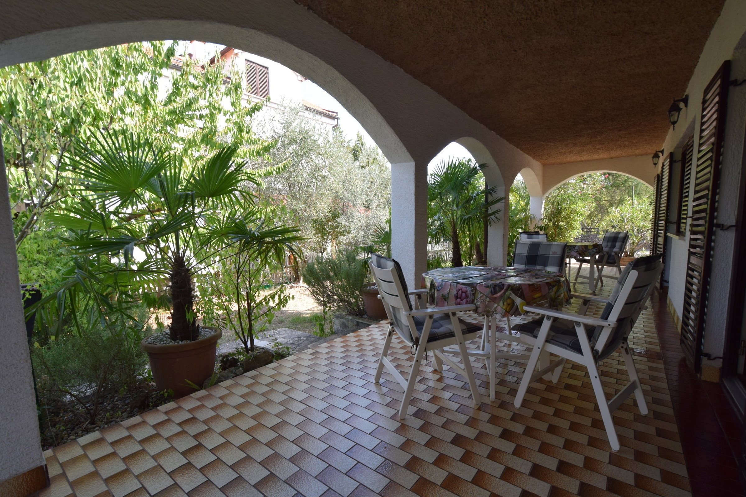 Three bedroom apartment with terrace Vantačići, Krk  A-a