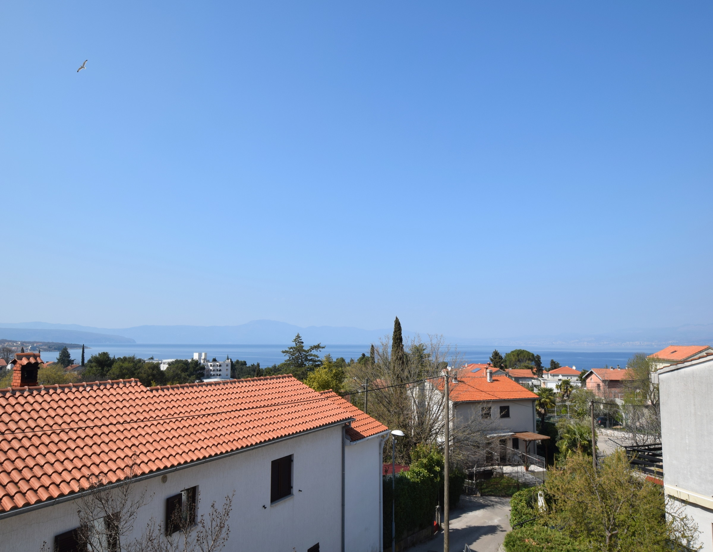 Two bedroom apartment with terrace and sea view Malinska, Krk  A-a