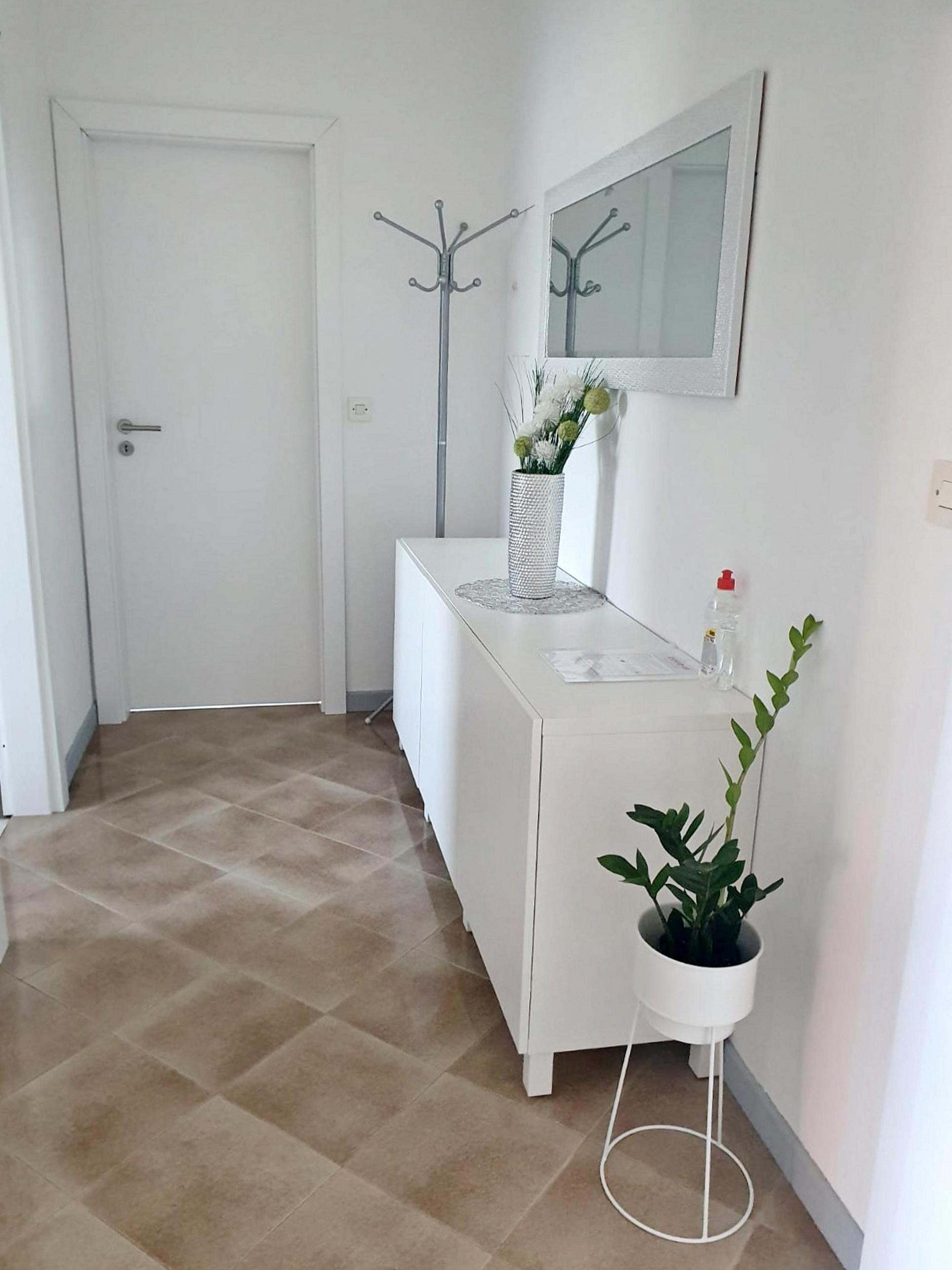 One bedroom apartment with terrace Zambratija, Umag  A-a