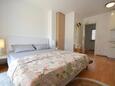 Malinska, Bedroom 2 in the apartment, air condition available and WiFi.