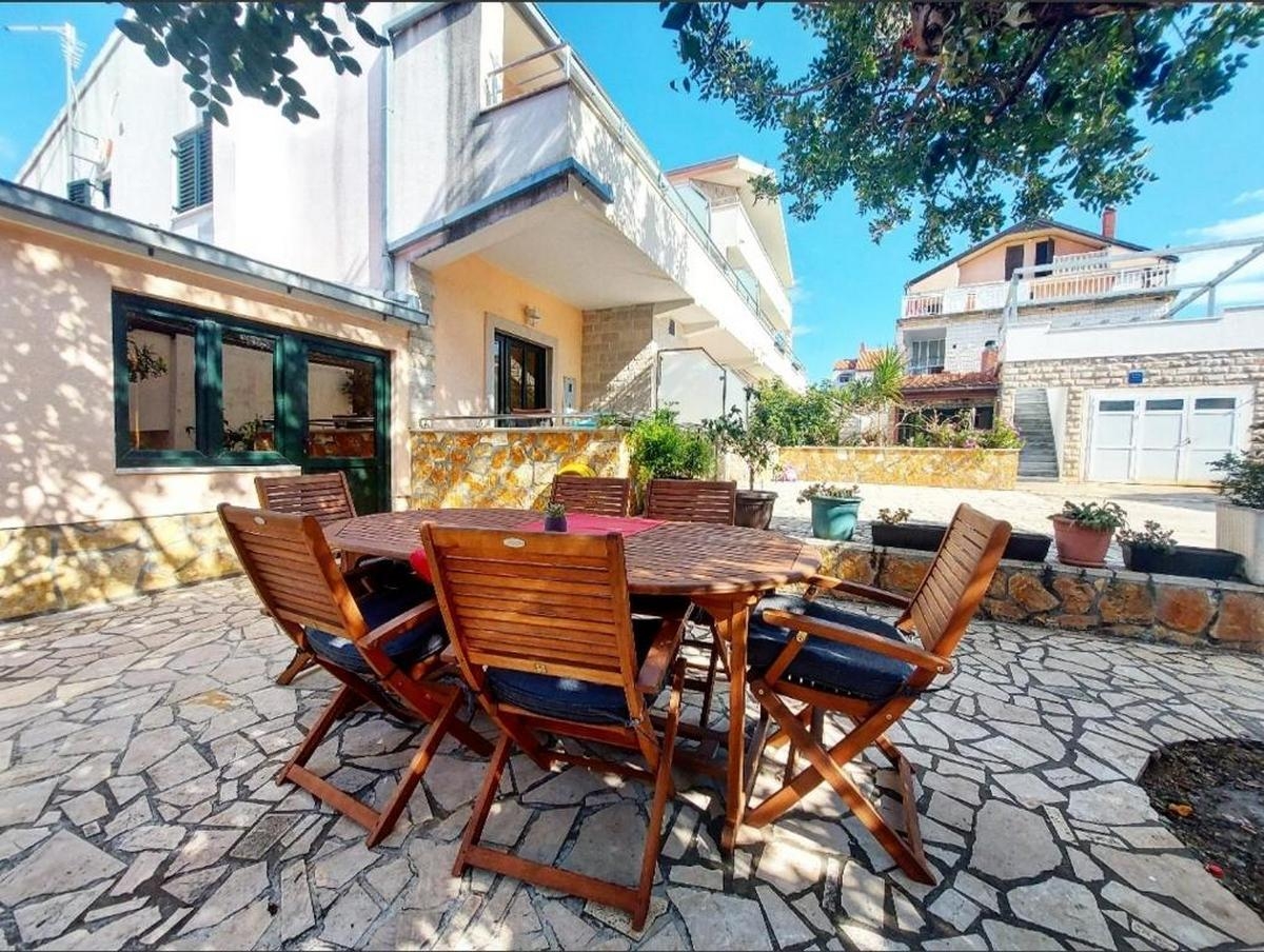 One bedroom apartment with balcony Lovište (Pelješac) (A-20427-c)
