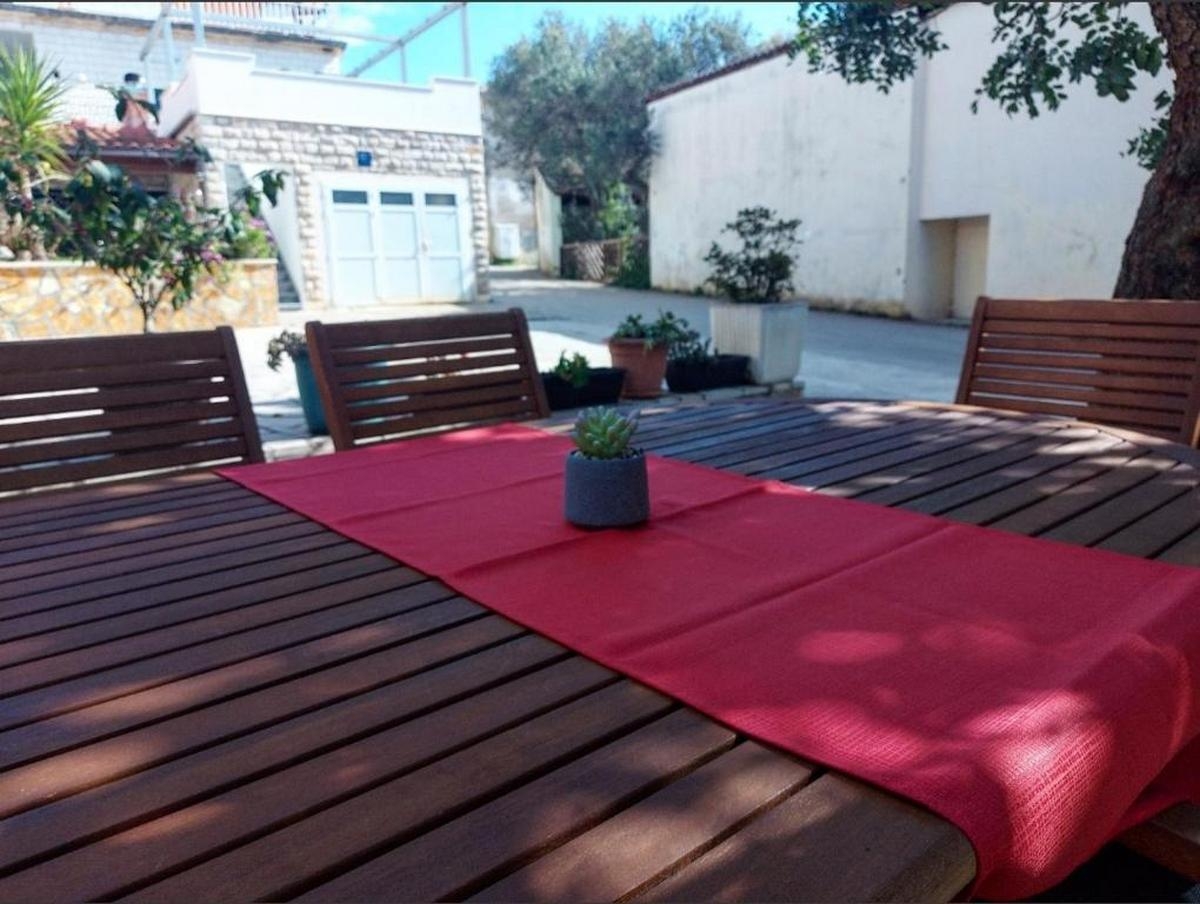 One bedroom apartment with terrace Lovište, Pelješac (A-20427-b) One bedroom apartment with terrace Lovište, Pelješac (A-20427-b)