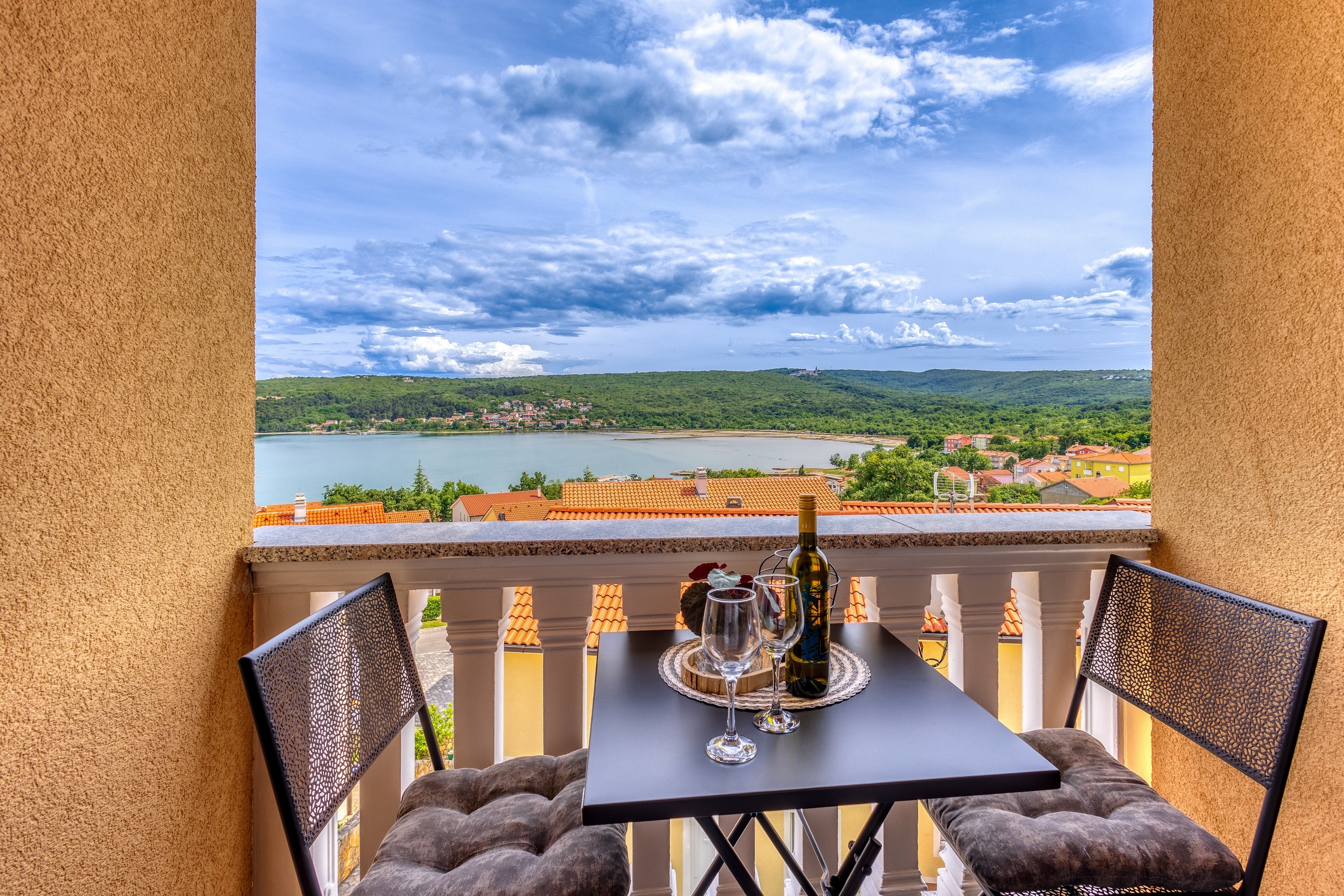 Two bedroom apartment with balcony and sea view Čižići, Krk  A-a