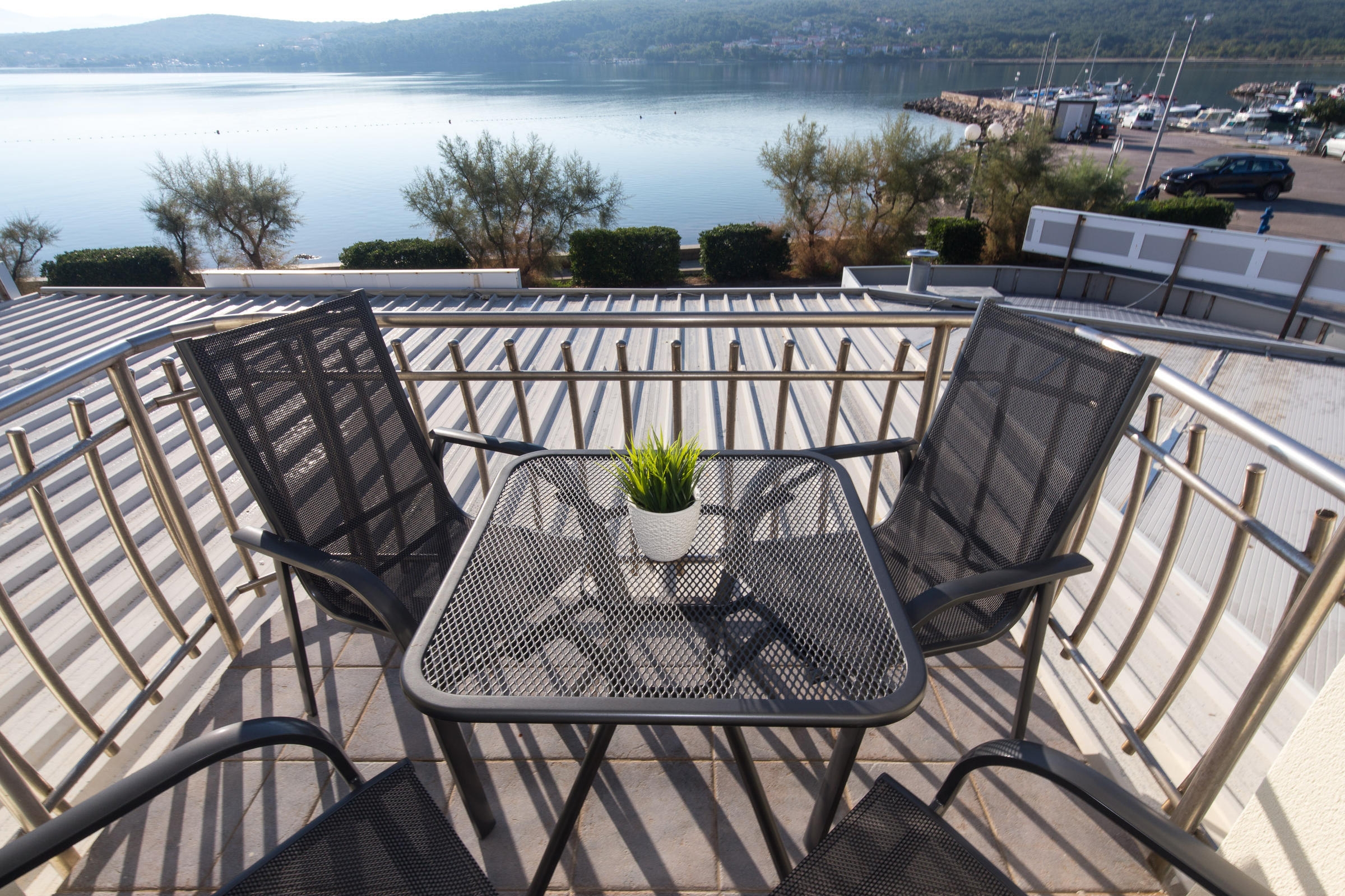 One bedroom apartment near beach Čižići, Krk  A-a