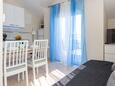 Čižići, Гостиная в размещении типа apartment, доступный кондиционер, Домашние животные допускаются и WiFi.
