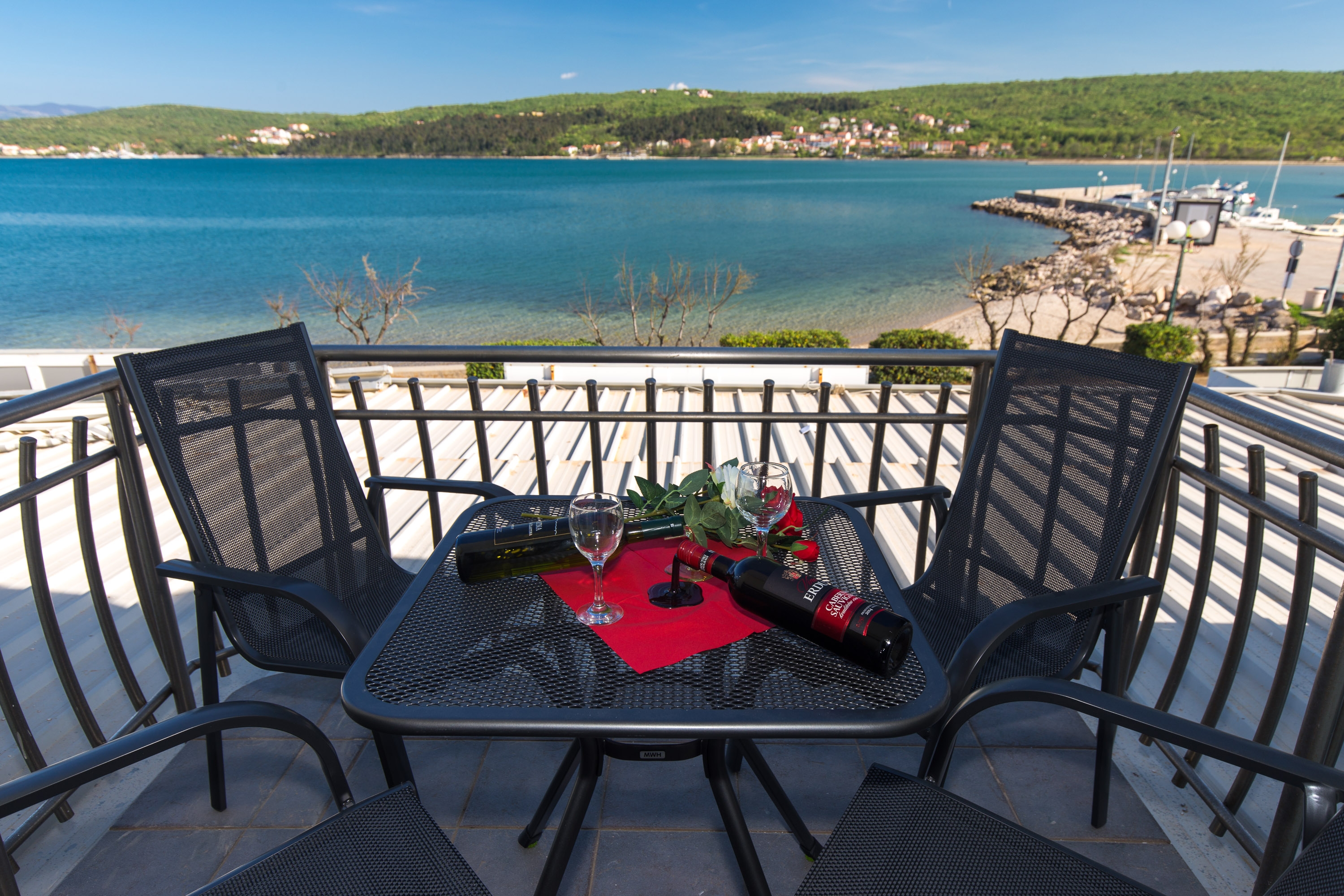 One bedroom apartment near beach Čižići, Krk  A-b