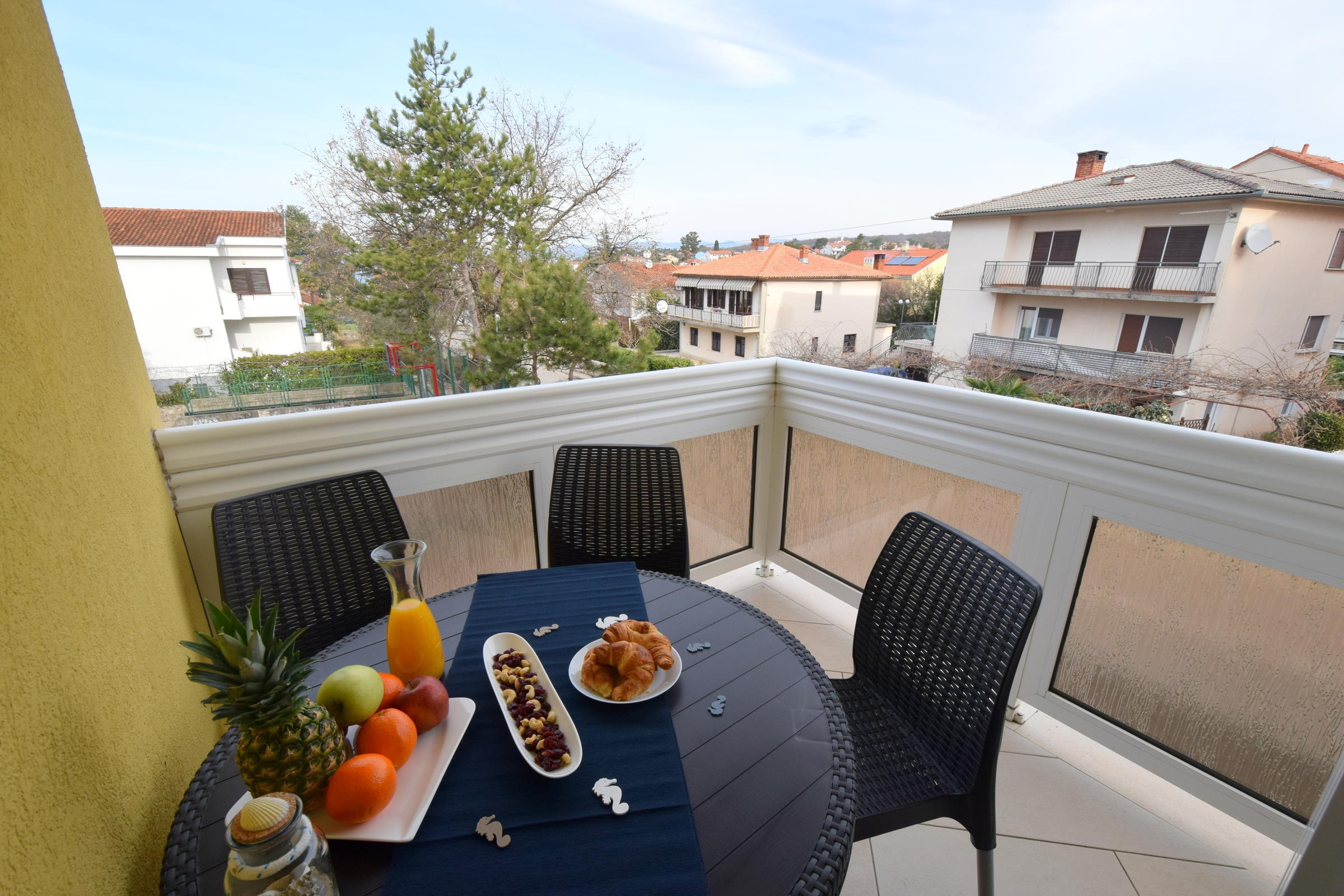 Two bedroom apartment with balcony Malinska, Krk  A-a