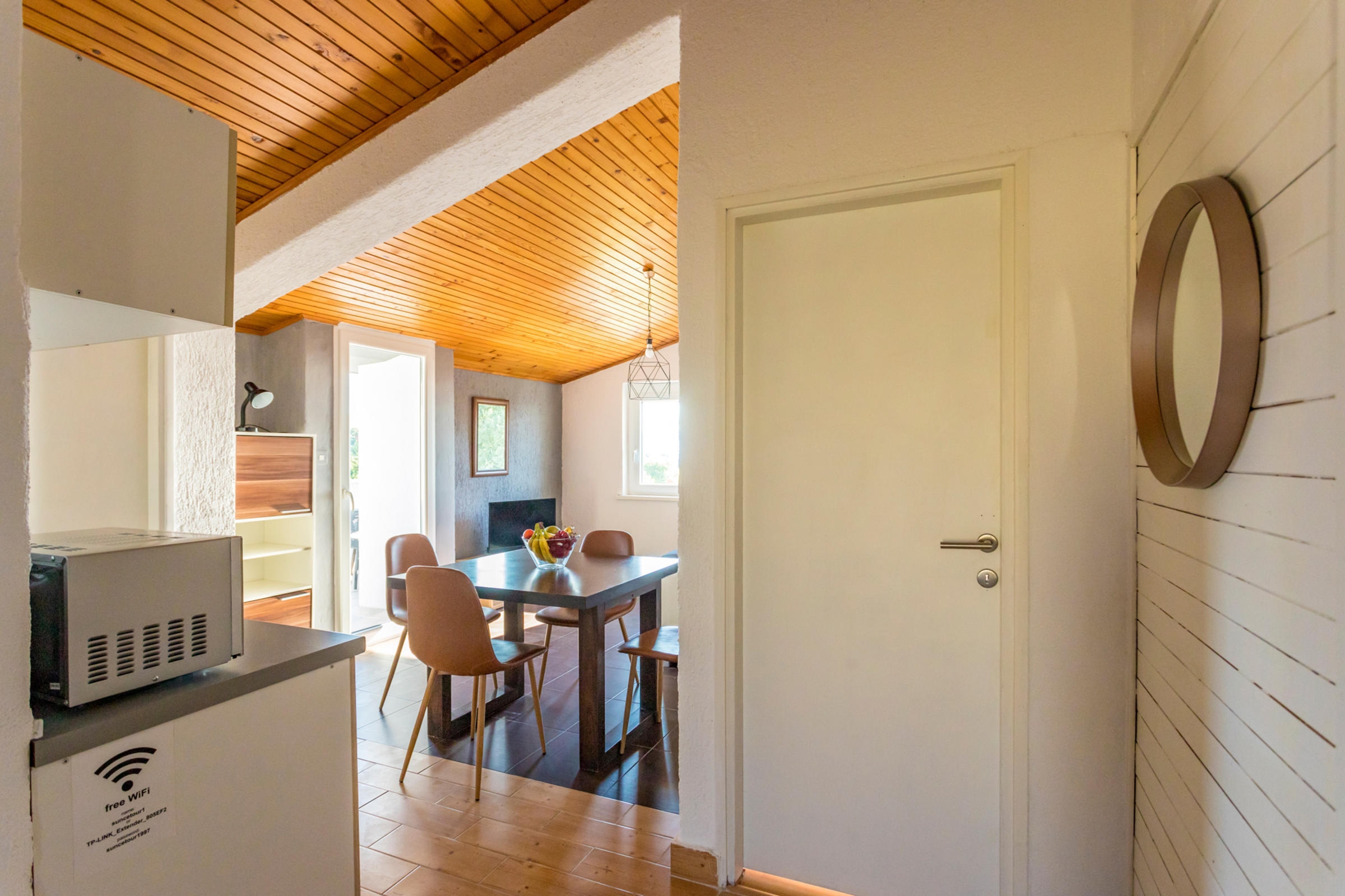 Two bedroom apartment with terrace and sea view Njivice, Krk  A-b