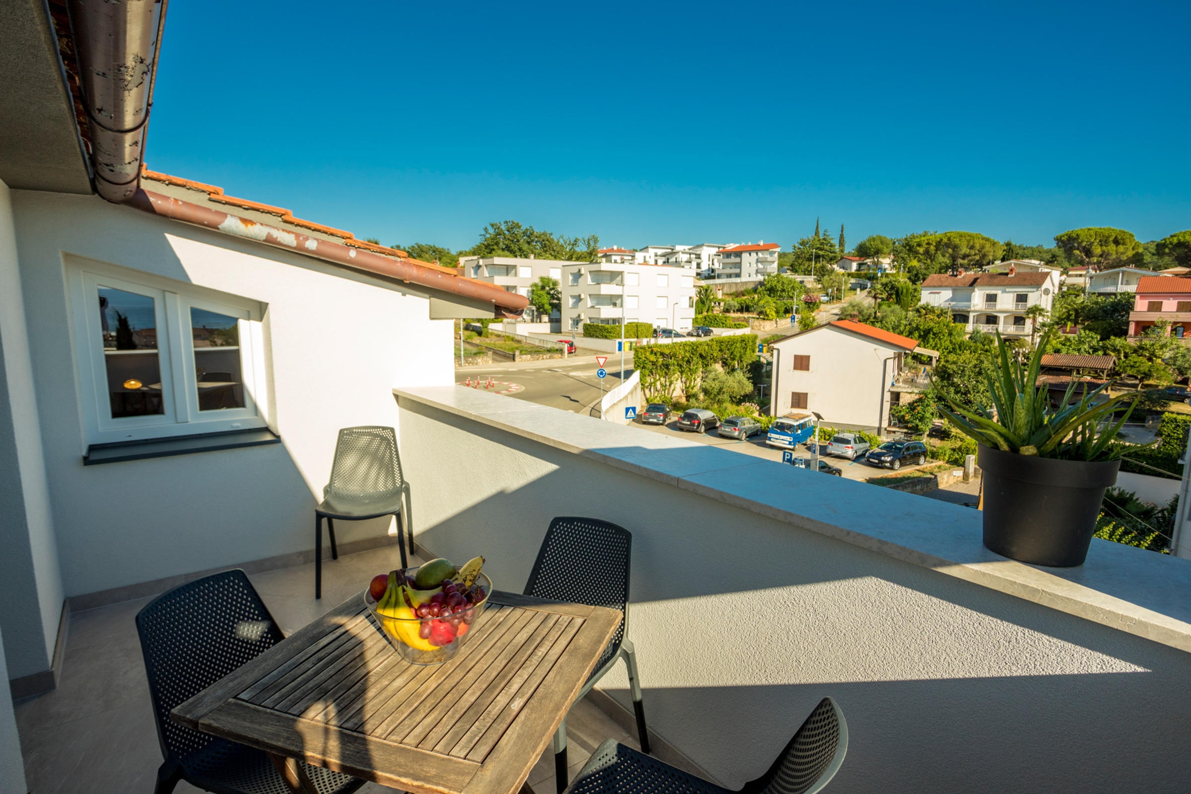Two bedroom apartment with terrace and sea view Njivice, Krk  A-b
