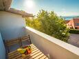 Njivice, Balkon - pohled v ubytování typu apartment, domácí mazlíčci povoleni a WiFi.