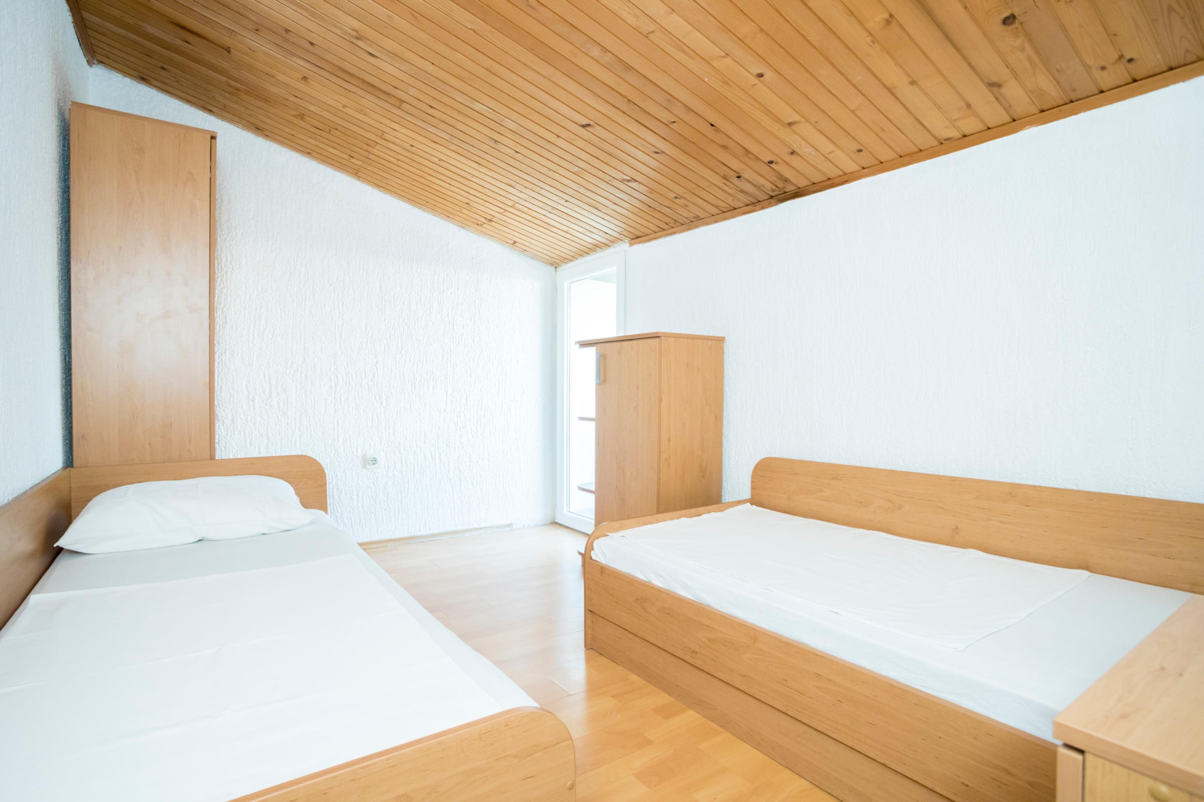 Two bedroom apartment with balcony and sea view Njivice, Krk  A-c