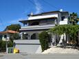 Njivice, Krk, Object 20438 - Appartementen with pebble beach.