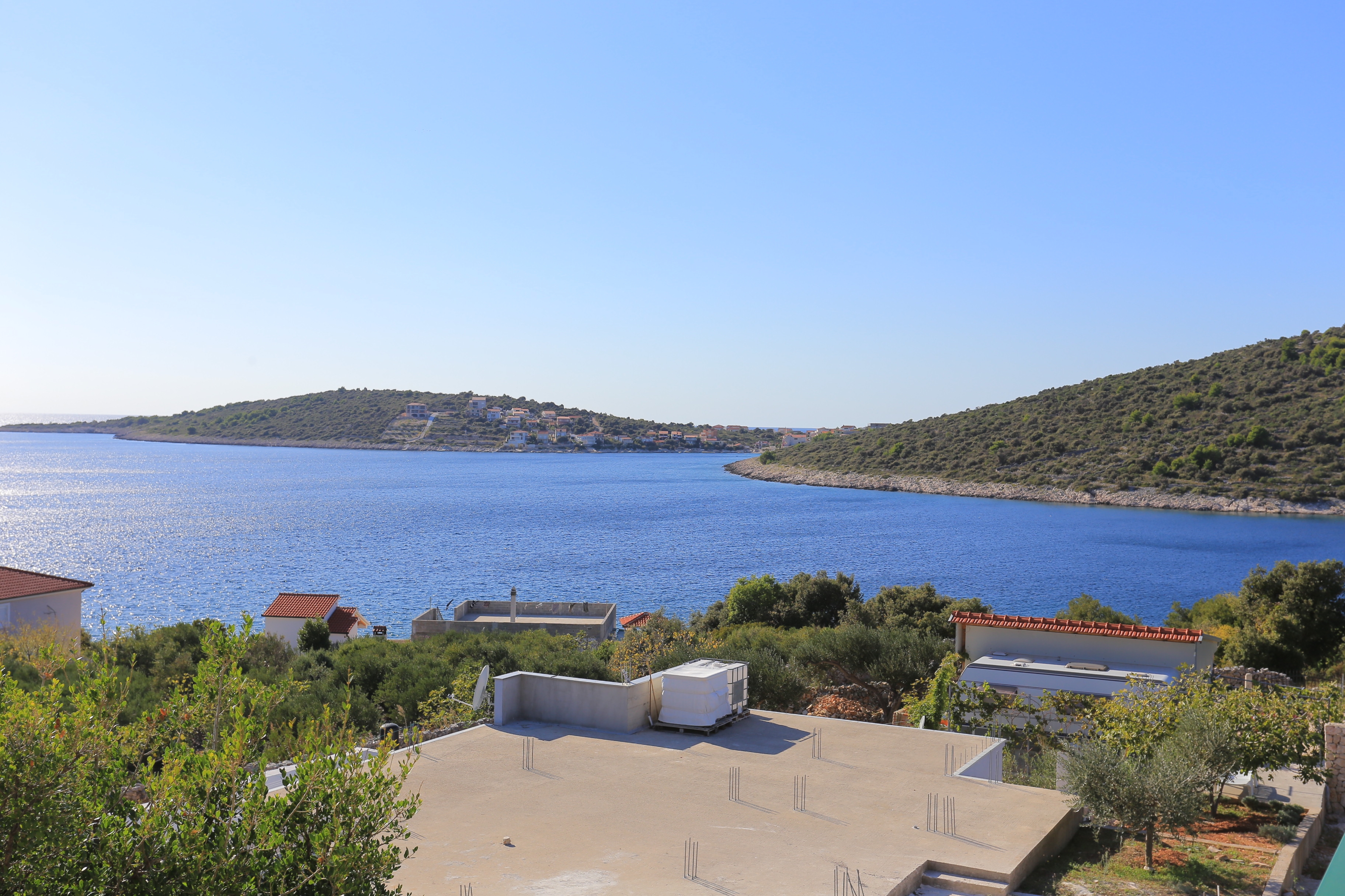 Two bedroom apartment with balcony and sea view Sevid, Trogir  A-a