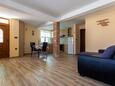 Porat, Гостиная в размещении типа apartment, доступный кондиционер и WiFi.