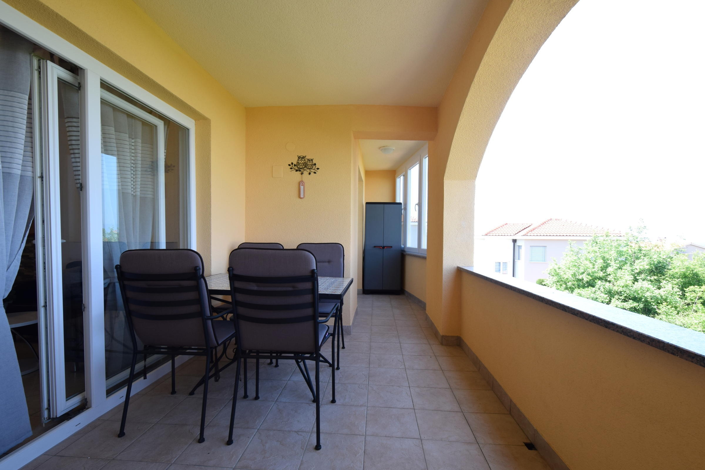 Two bedroom apartment with terrace and sea view Vantačići, Krk  A-a