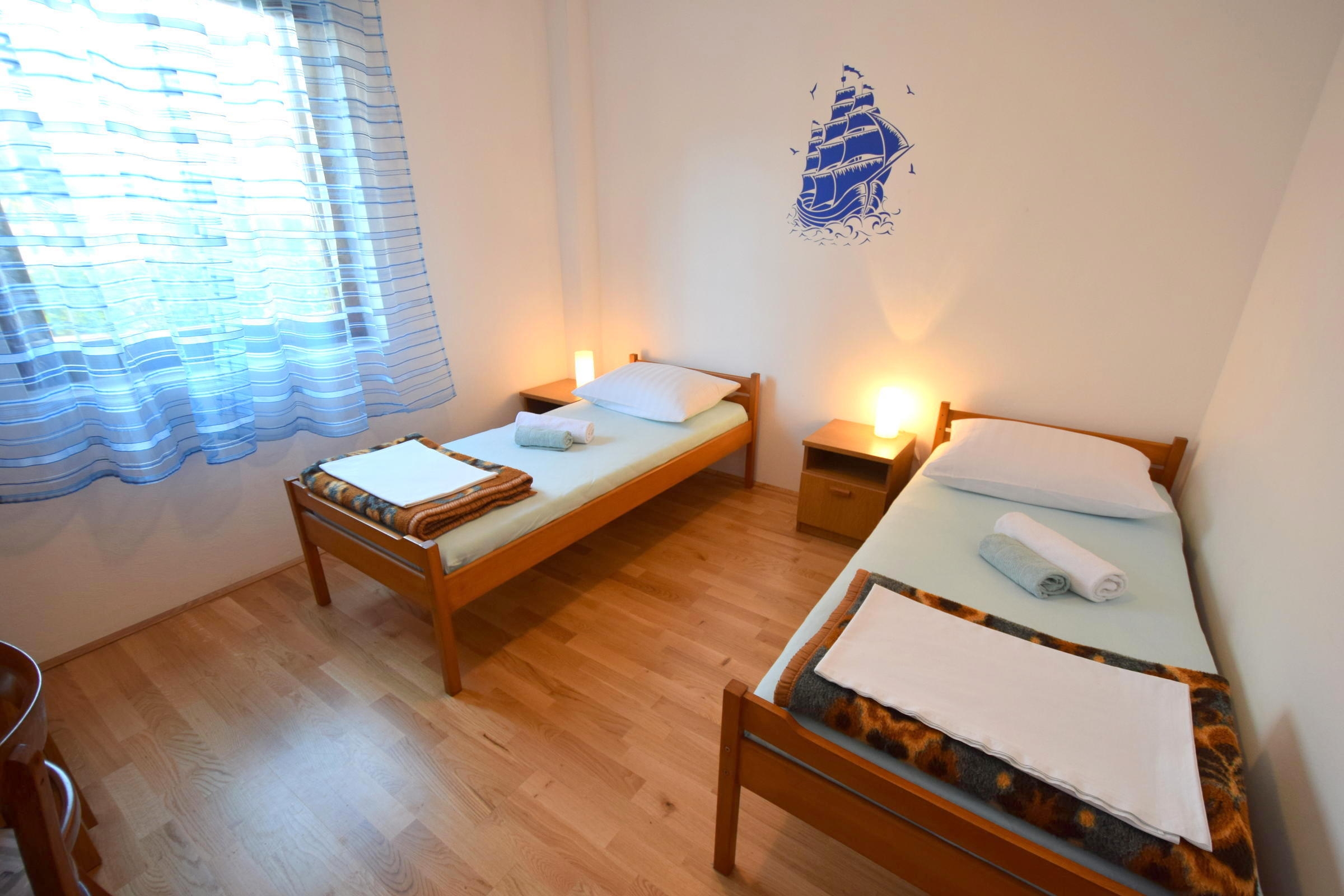 Three bedroom apartment with terrace Njivice, Krk  A-a
