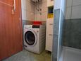 Malinska, Ванная комната в размещении типа apartment, WiFi.