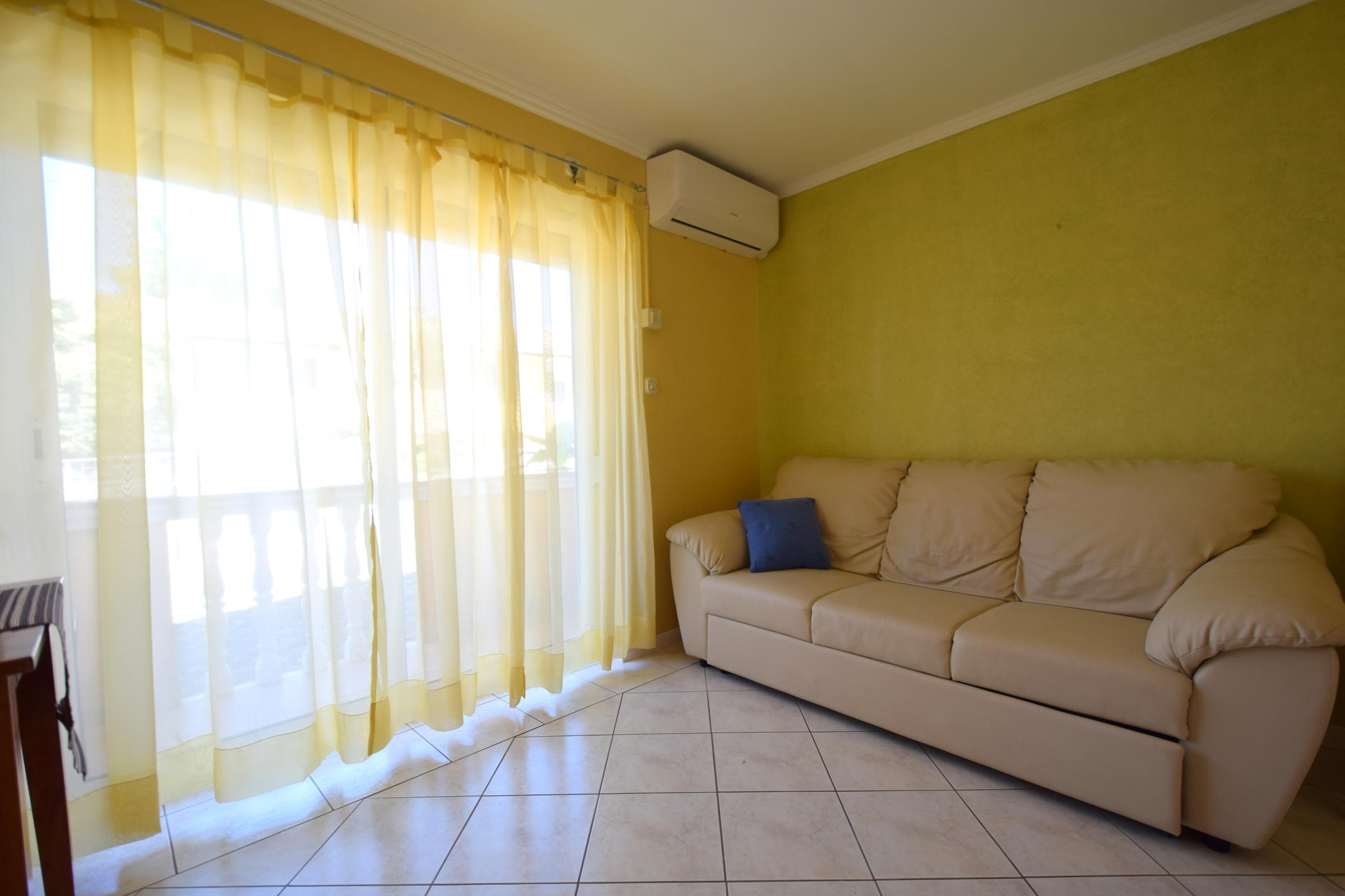 One bedroom apartment with balcony Njivice, Krk (A-20447-a) One bedroom apartment with balcony Njivice, Krk (A-20447-a)