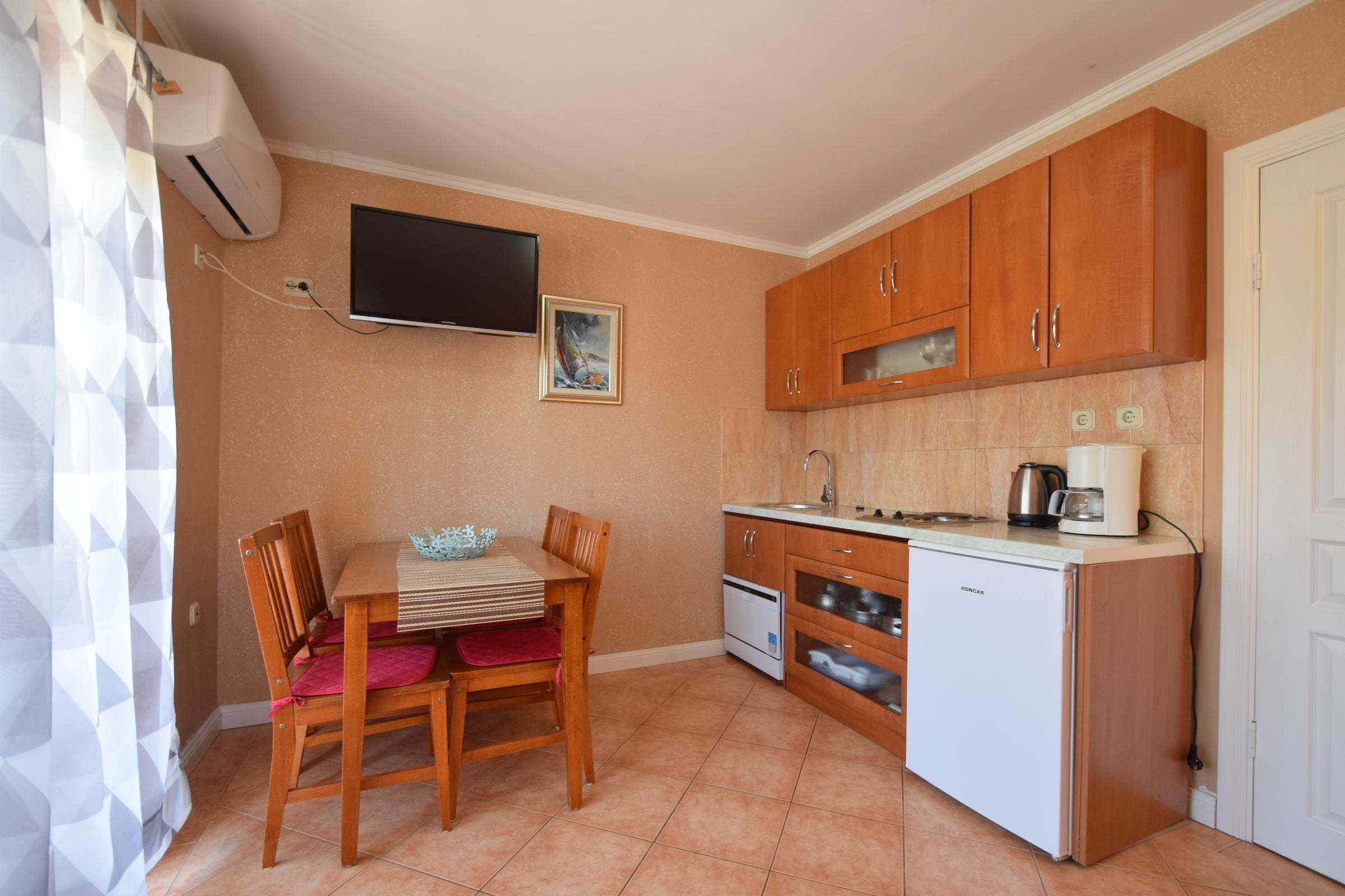 One bedroom apartment with balcony Njivice, Krk (A-20447-c)