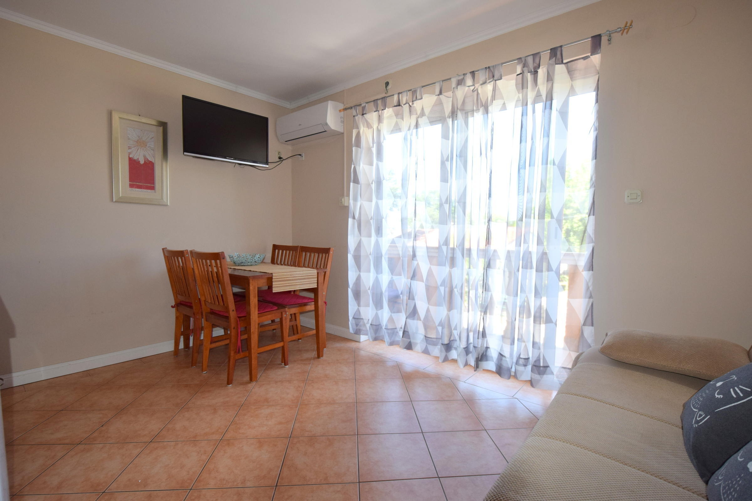 One bedroom apartment with balcony Njivice (Krk) (A-20447-d) One bedroom apartment with balcony Njivice (Krk) (A-20447-d)