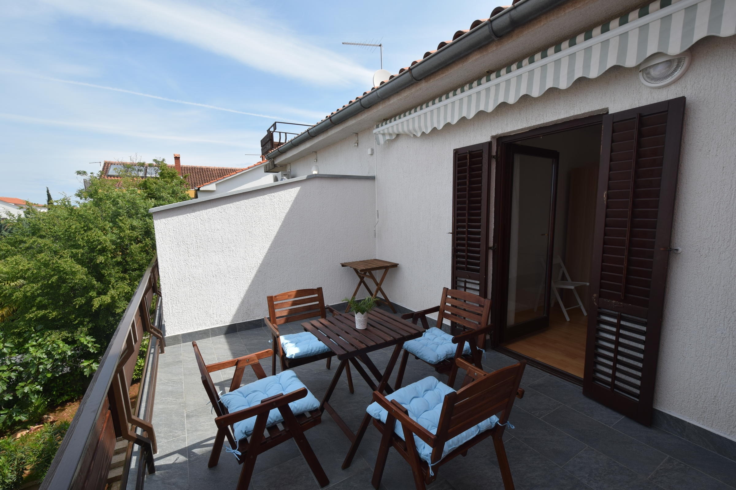 Two bedroom apartment with terrace Malinska, Krk (A-20460-a)