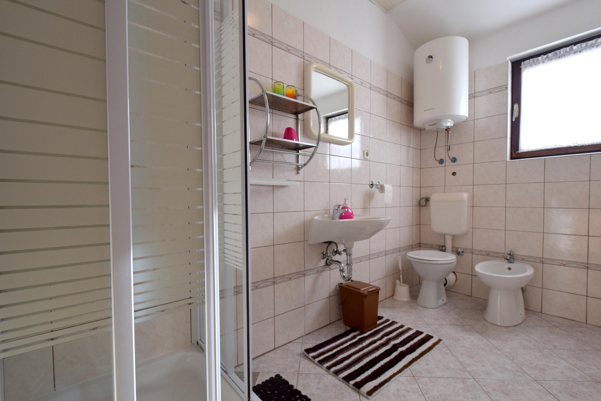 Two bedroom apartment with air-conditioning Njivice, Krk  A-b