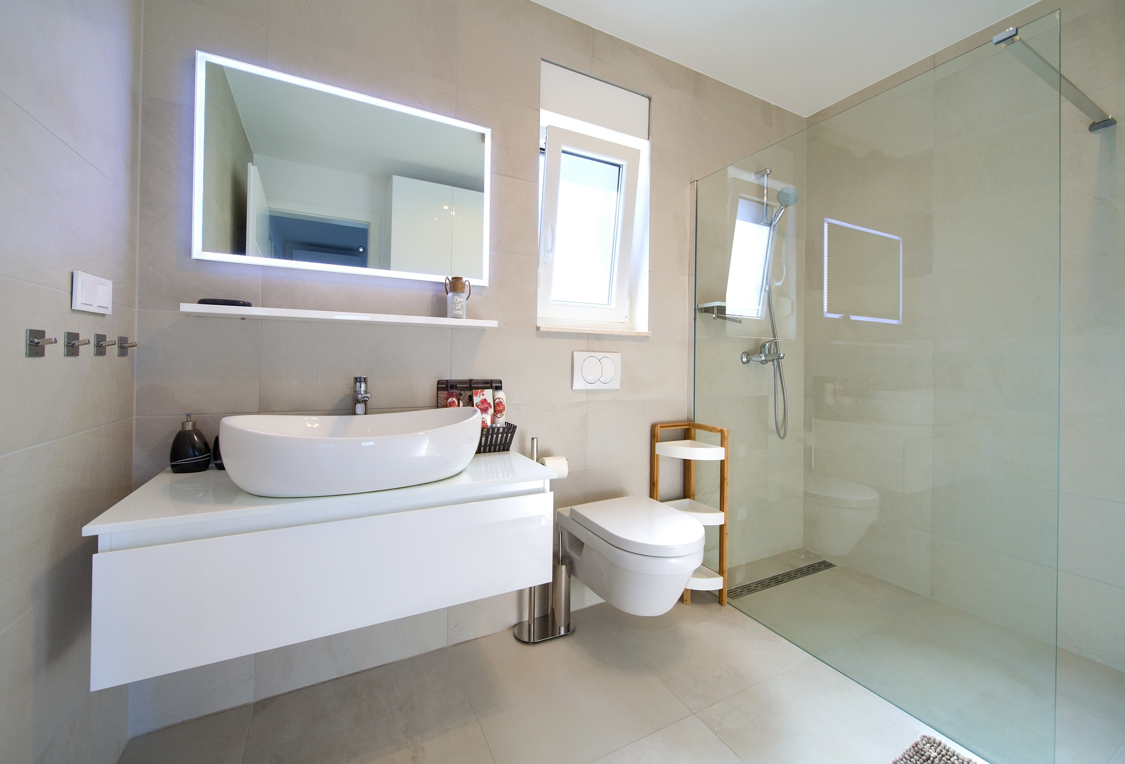 Two bedroom apartment with terrace and sea view Vantačići, Krk  A-a