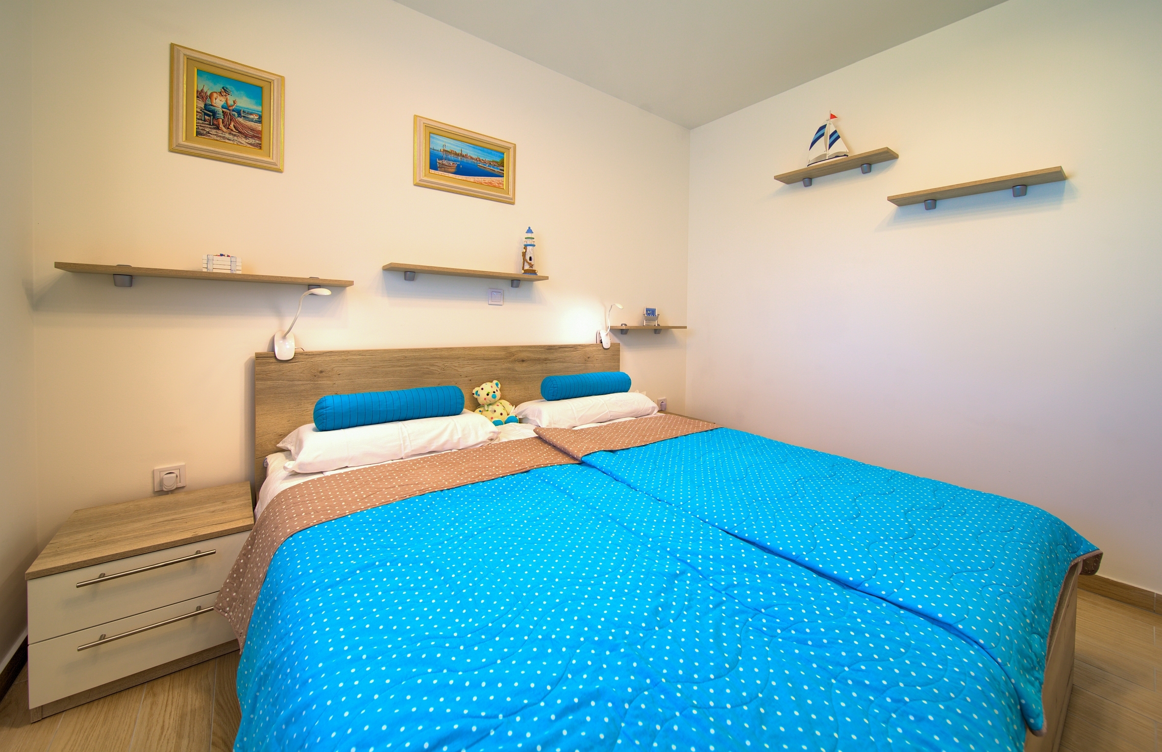 Two bedroom apartment with terrace and sea view Vantačići, Krk  A-a
