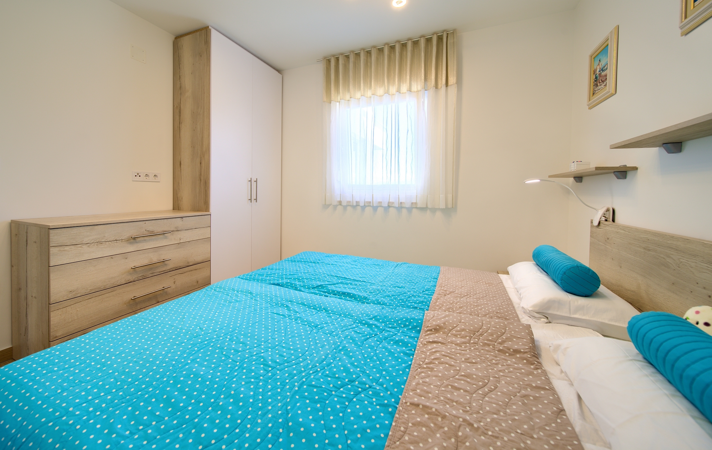 Two bedroom apartment with terrace and sea view Vantačići, Krk  A-a