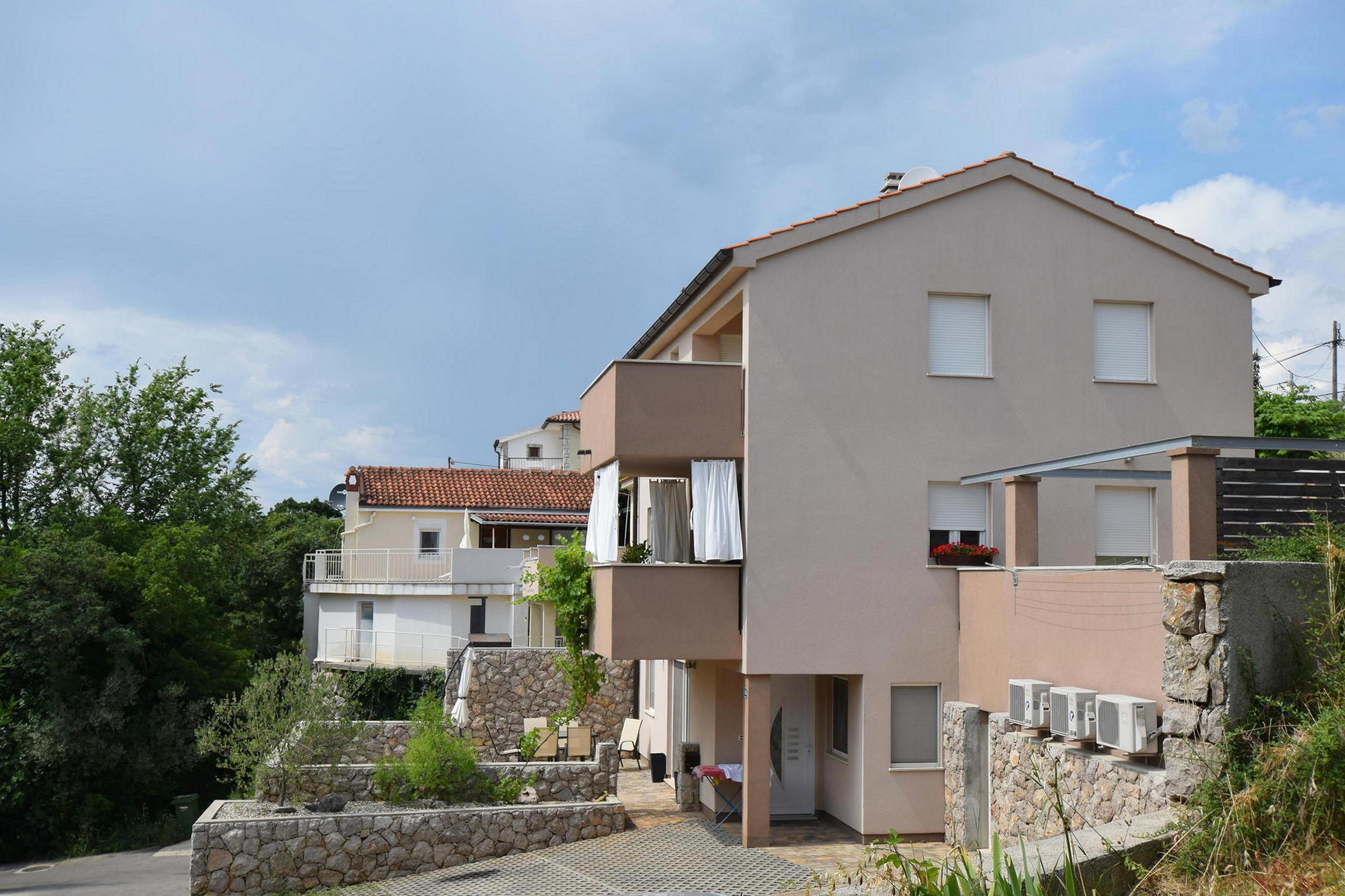 Two bedroom apartment with terrace Omišalj, Krk (A-20467-a)