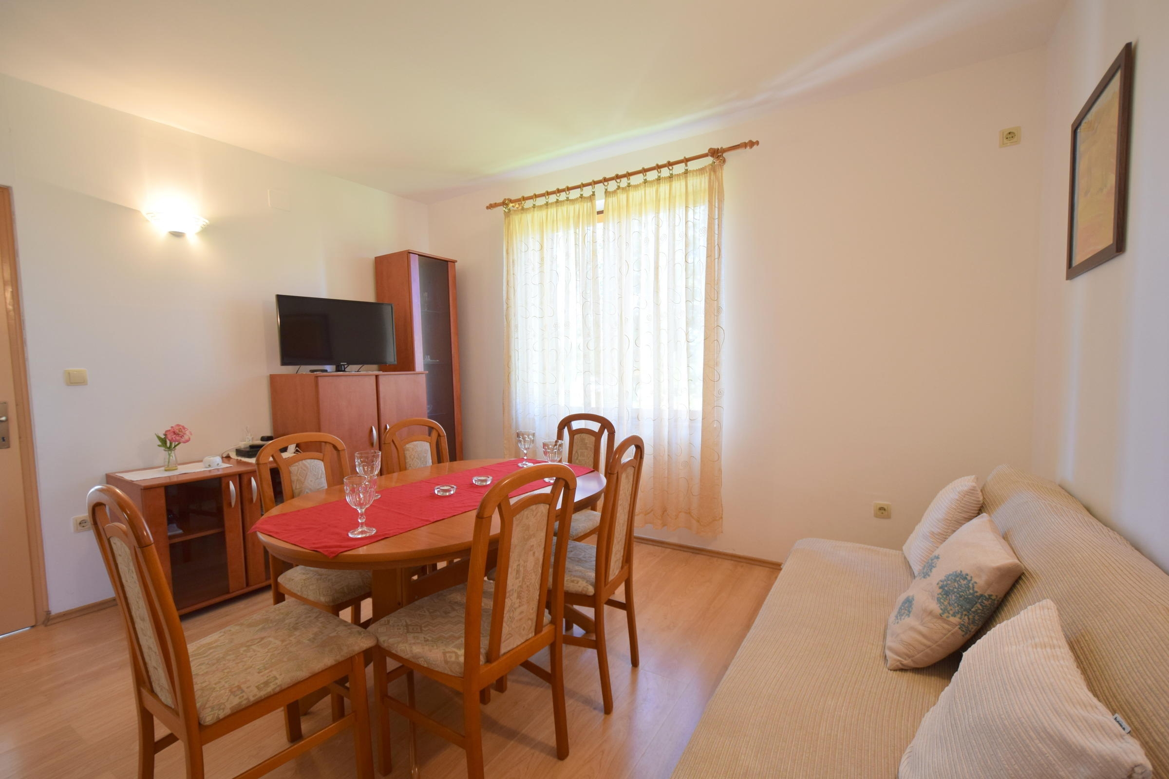 Three bedroom apartment with terrace Njivice (Krk) (A-20468-a)