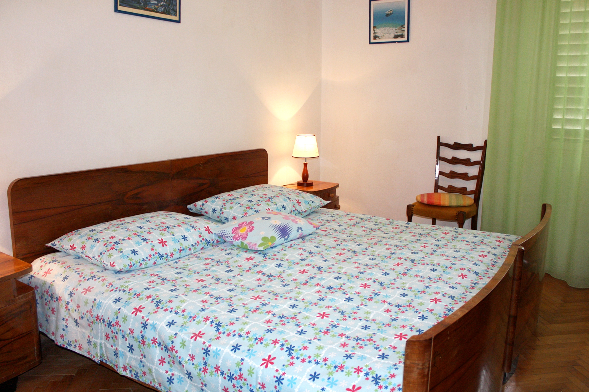 Three bedroom apartment near beach Cove Zarace (Gdinj), Hvar  A-b