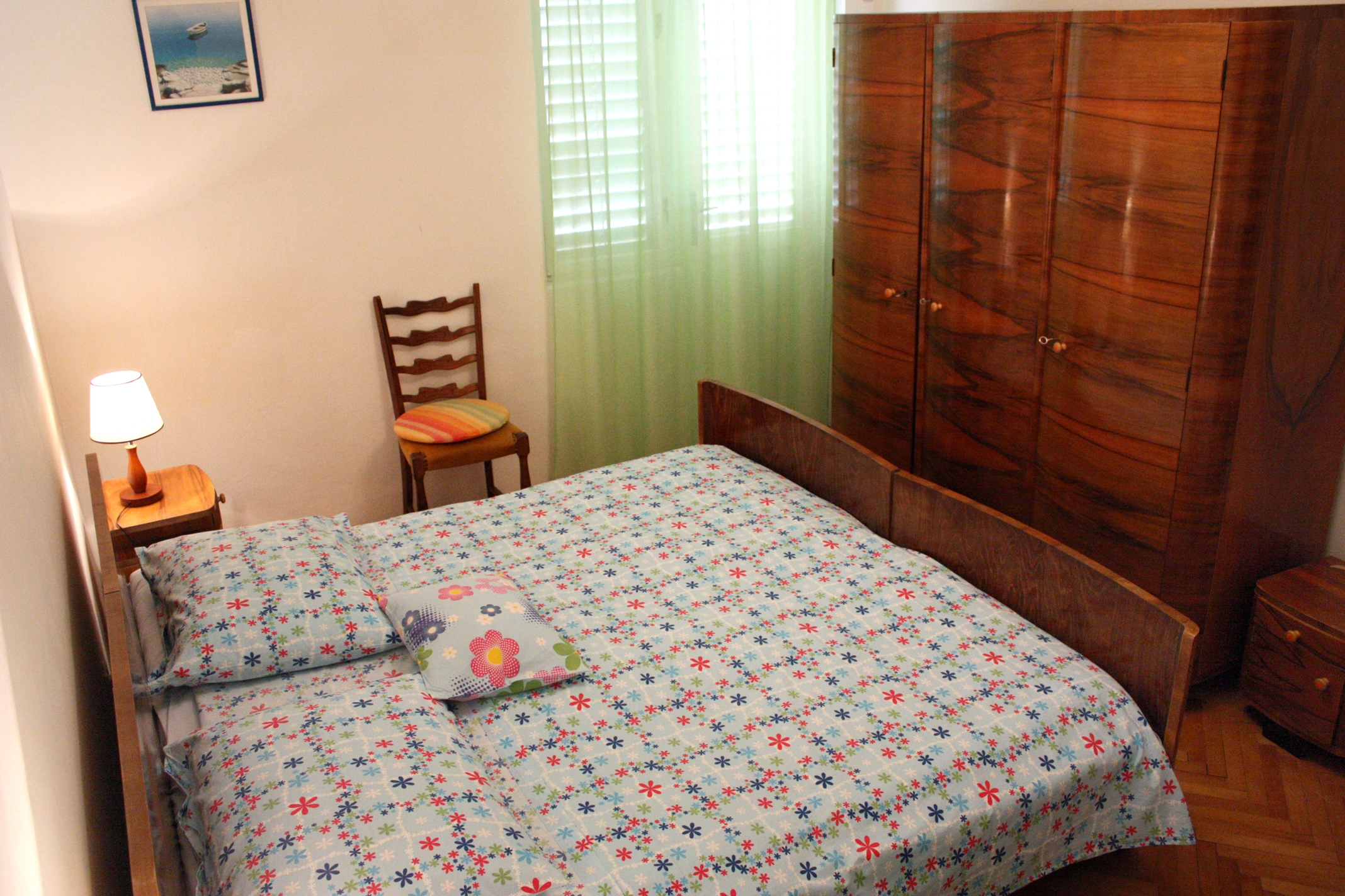 Three bedroom apartment near beach Cove Zarace (Gdinj), Hvar  A-b