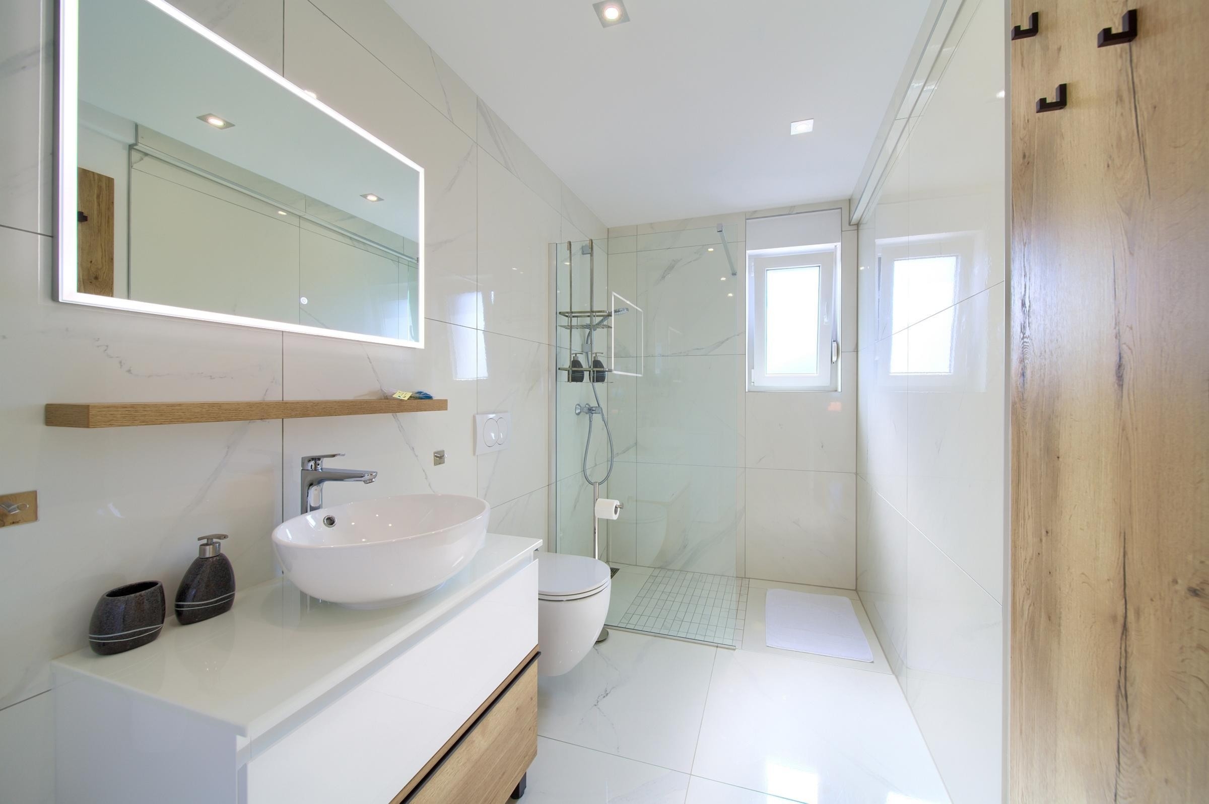 Three bedroom apartment with terrace and sea view Malinska, Krk  A-a