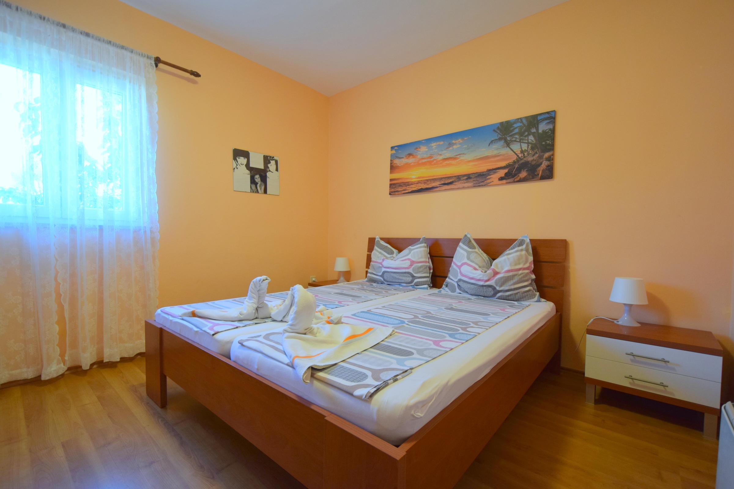 Three bedroom apartment with terrace and sea view Omišalj, Krk  A-a