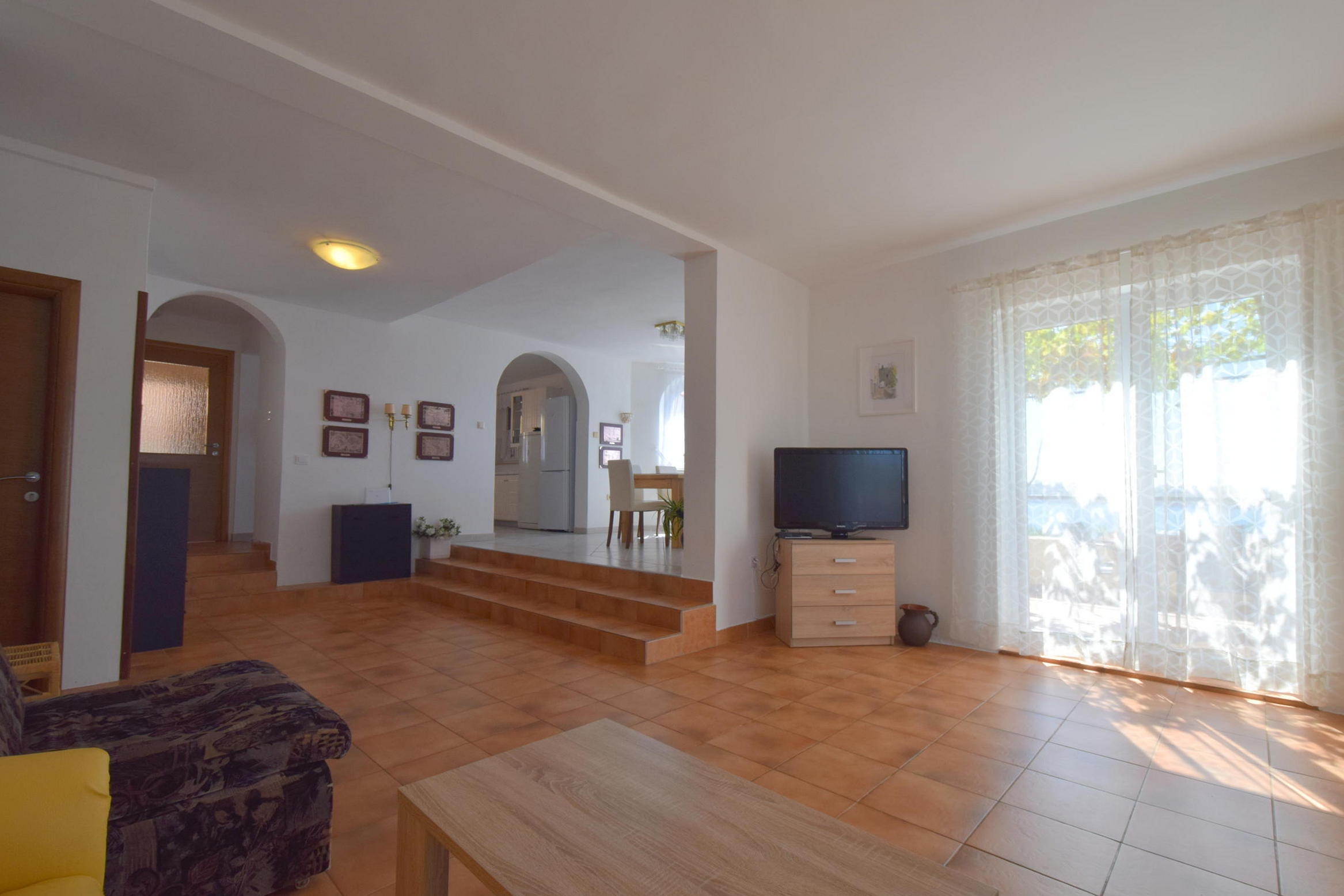 Three bedroom apartment with terrace and sea view Omišalj, Krk  A-a