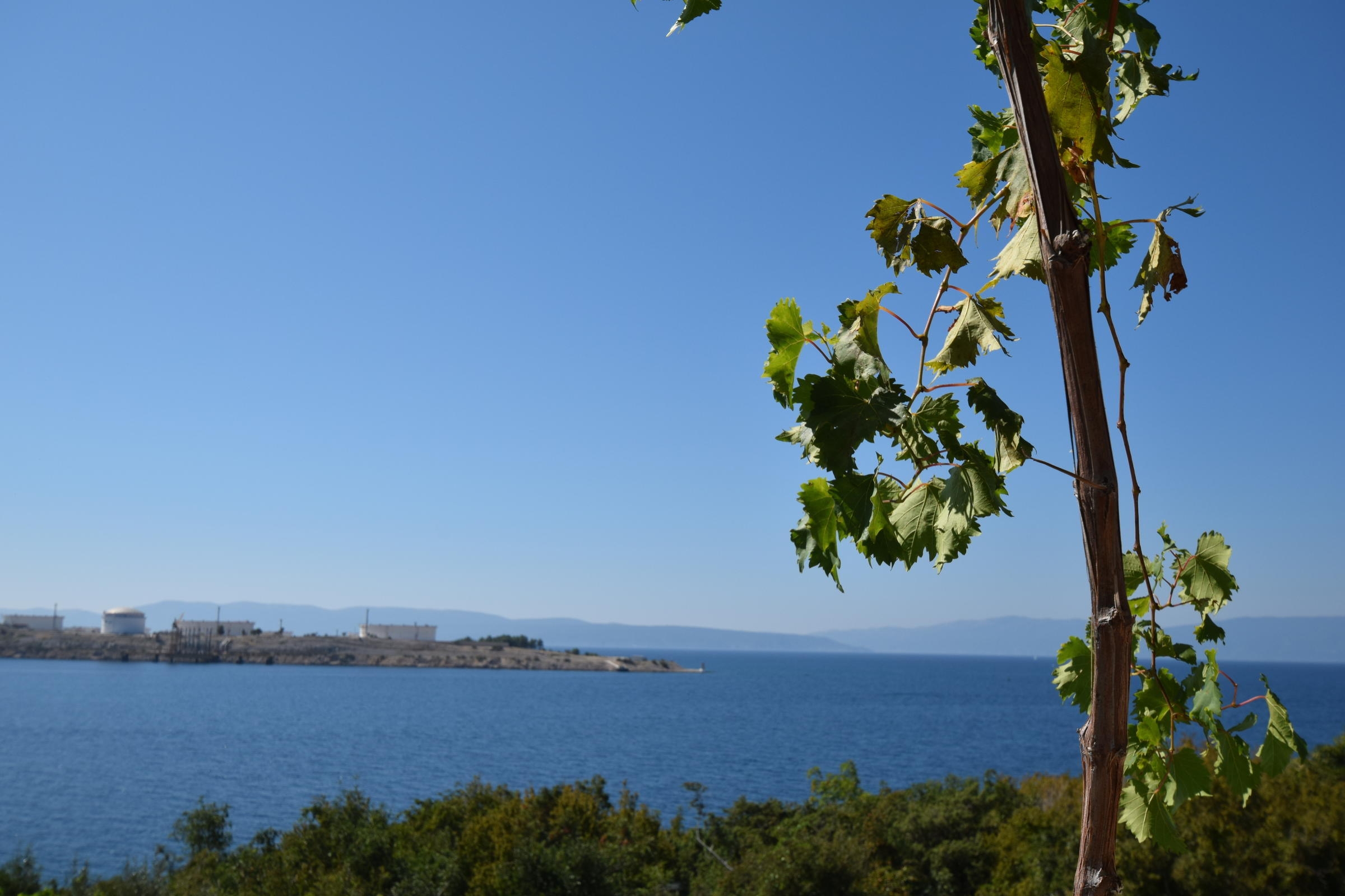 Three bedroom apartment with terrace and sea view Omišalj, Krk  A-a
