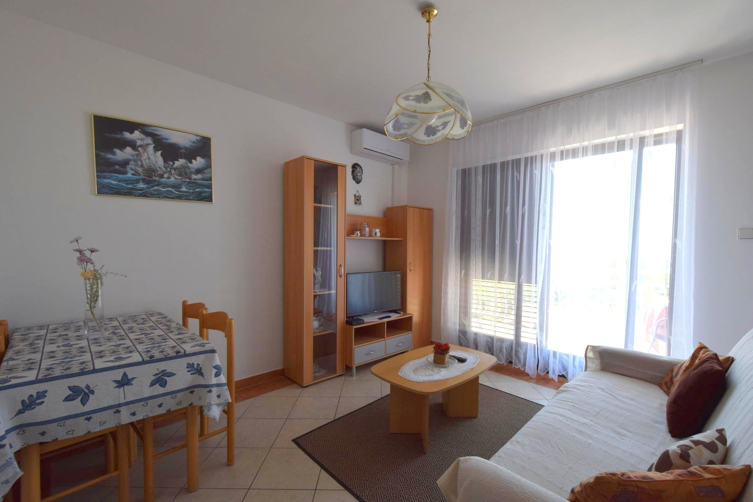 One bedroom apartment with terrace and sea view Omišalj, Krk  A-a