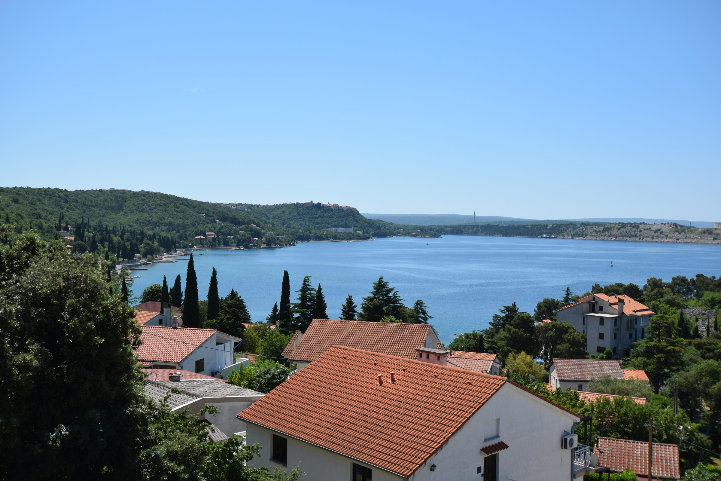 One bedroom apartment with terrace and sea view Omišalj, Krk  A-a