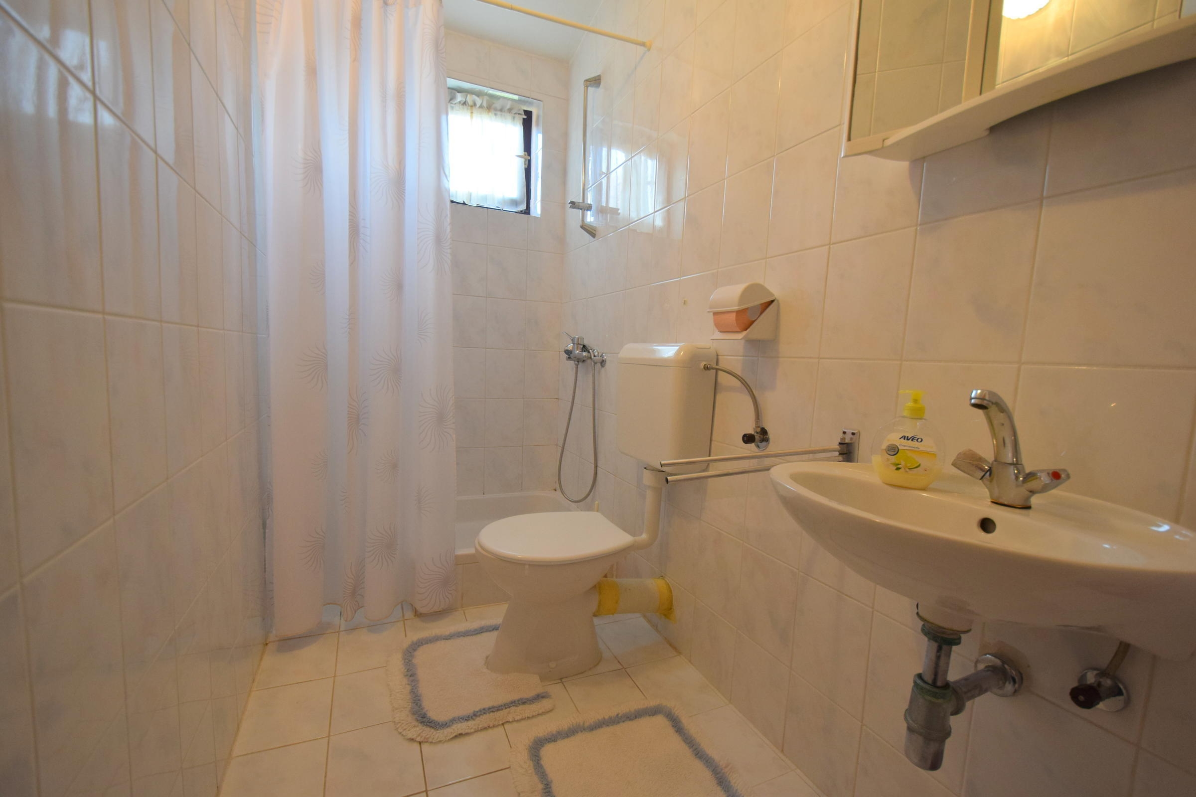 Three bedroom apartment with terrace and sea view Njivice, Krk  A-a