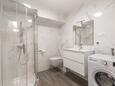 Ванная комната Punat, Ванная комната в размещении типа apartment, Домашние животные допускаются и WiFi.