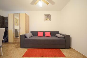 Sveti Anton, Sala de estar in the apartment, air condition available y WiFi.