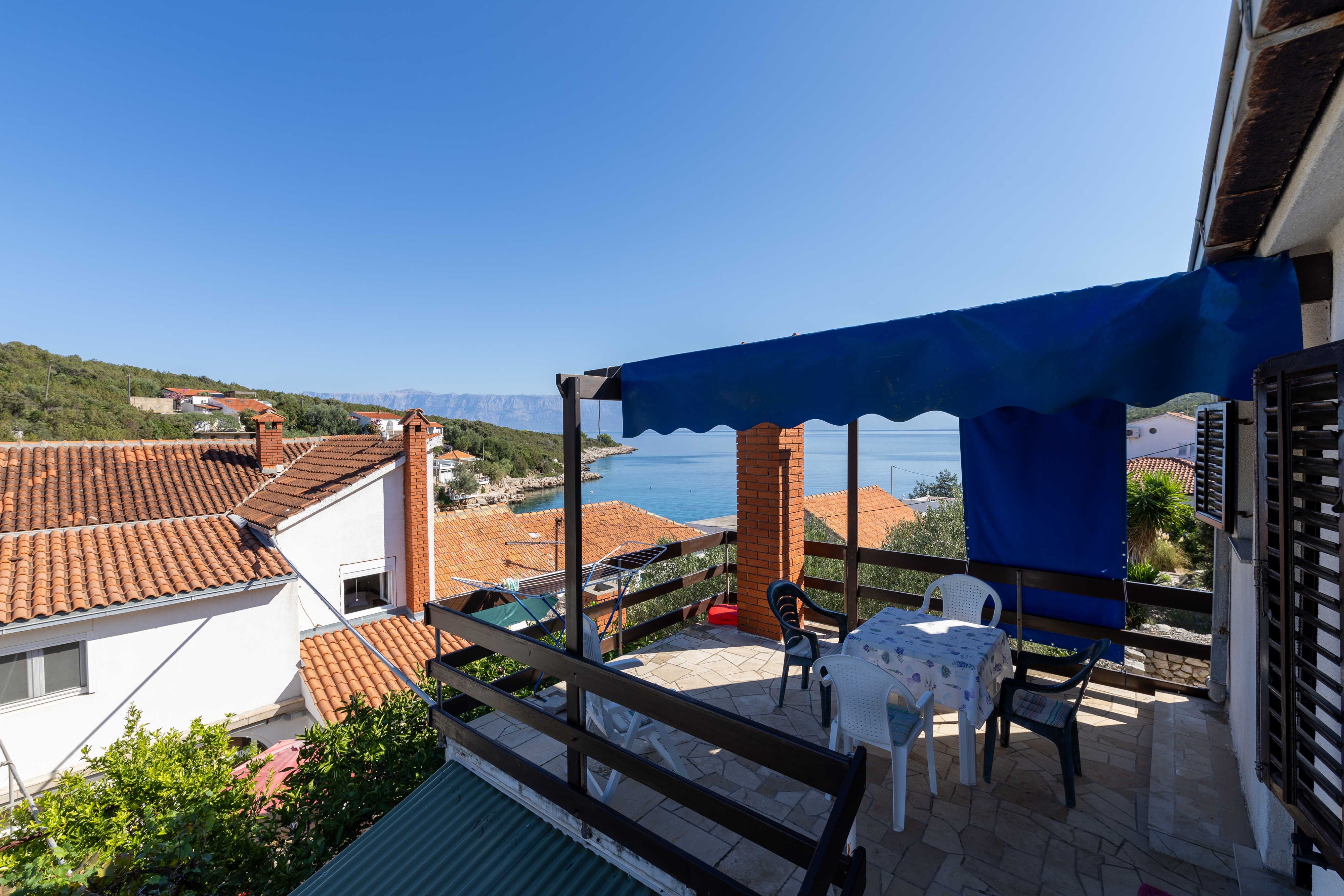 Trosobna kuća uz plažu Uvala Zaraće (Gdinj), Hvar  K