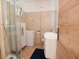 Ванная комната Punat, Ванная комната в размещении типа house, WiFi.