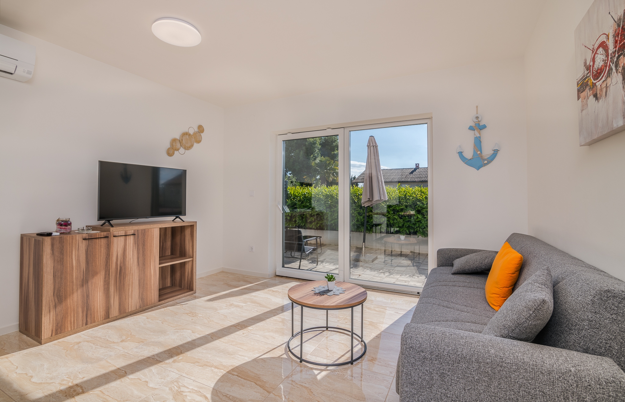 Three bedroom apartment with terrace Malinska, Krk (A-20484-a) Three bedroom apartment with terrace Malinska, Krk (A-20484-a)