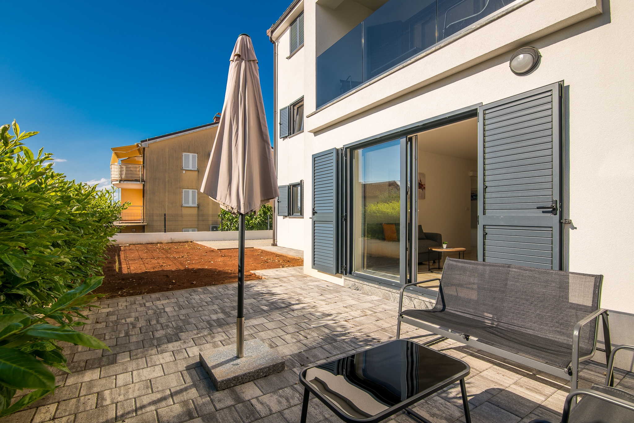 Three bedroom apartment with terrace Malinska, Krk  A-a