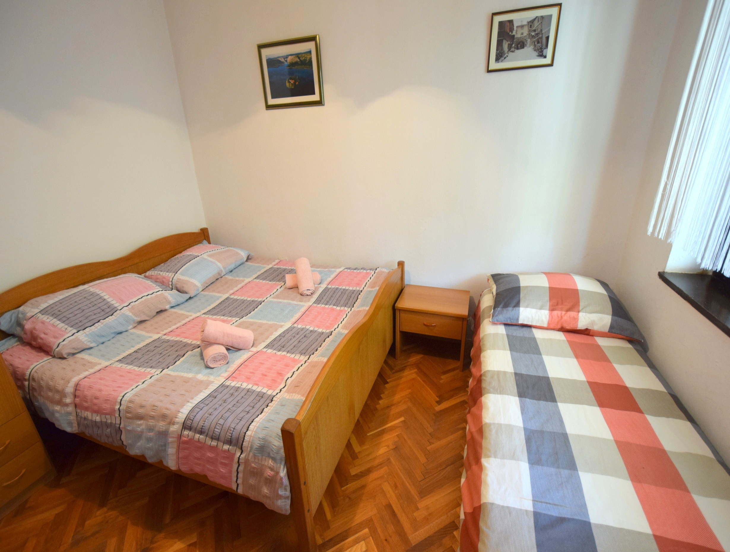 Three bedroom apartment with terrace Omišalj, Krk  A-a