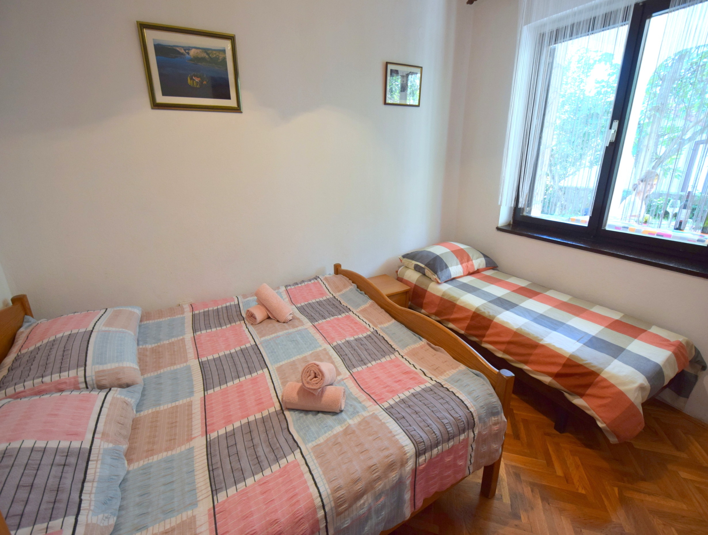 Three bedroom apartment with terrace Omišalj, Krk  A-a