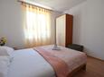 Njivice, Спальня 2 в размещении типа apartment, WiFi.